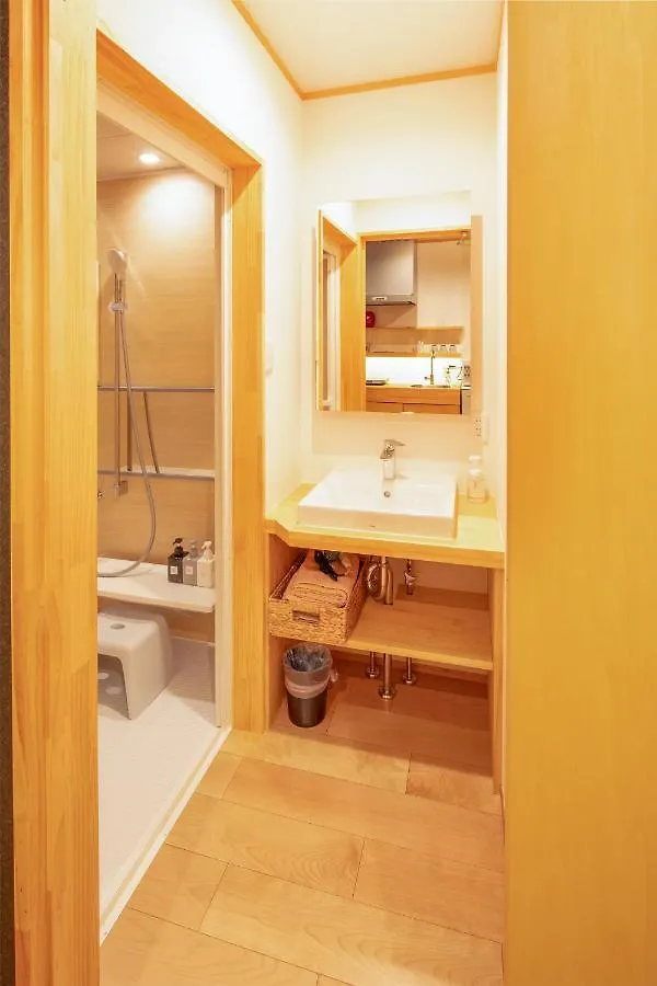 Apartment カモンイン 東寺道