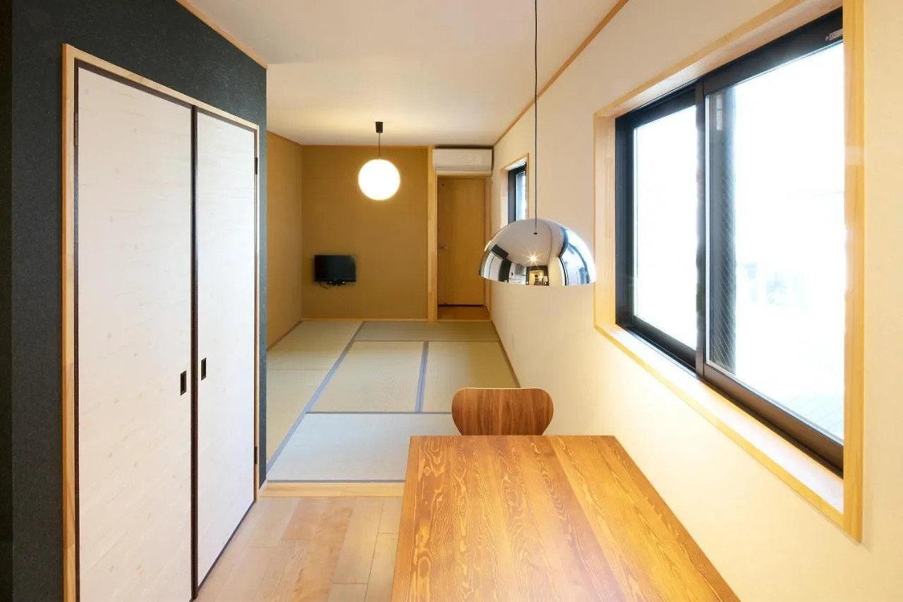 Apartment カモンイン 東寺道