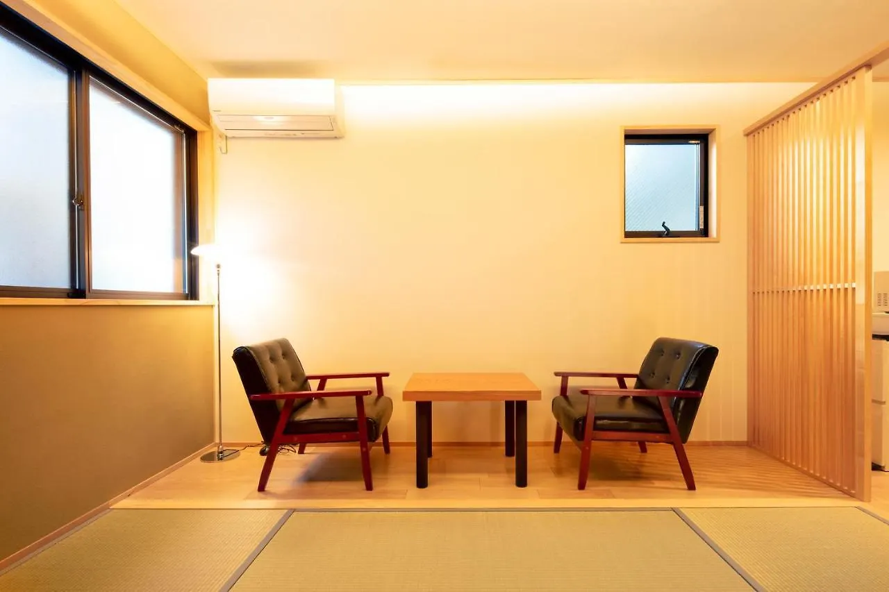Apartment カモンイン 東寺道 Japan